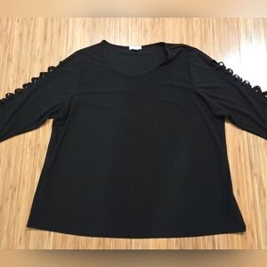NWOT 89th & Madison Black Women's Top